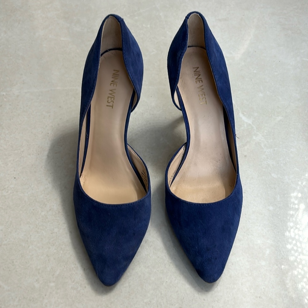NINE WEST SUEDE HEELS